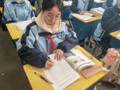 张湾区尝试中学开展食物平安对劲度测评